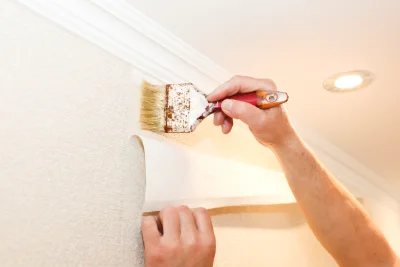 Pose de papier peint à Briollay — revêtements muraux et toiles de verre